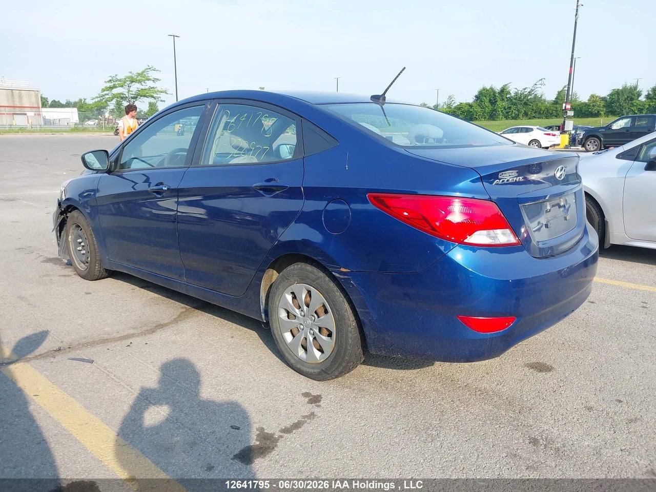 2017 HYUNDAI ACCENT GL thumbnail 4