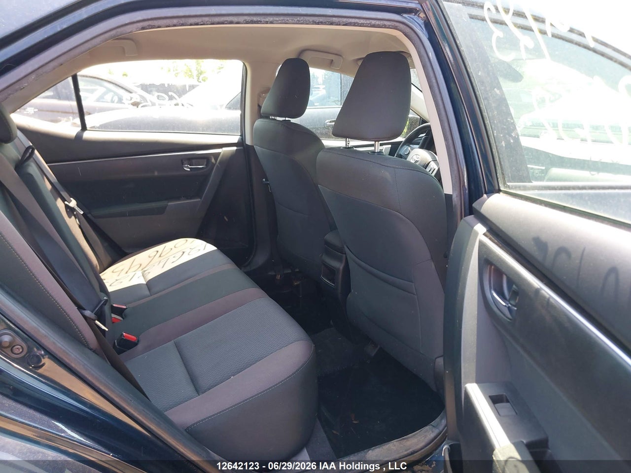 2018 TOYOTA COROLLA LE thumbnail 9