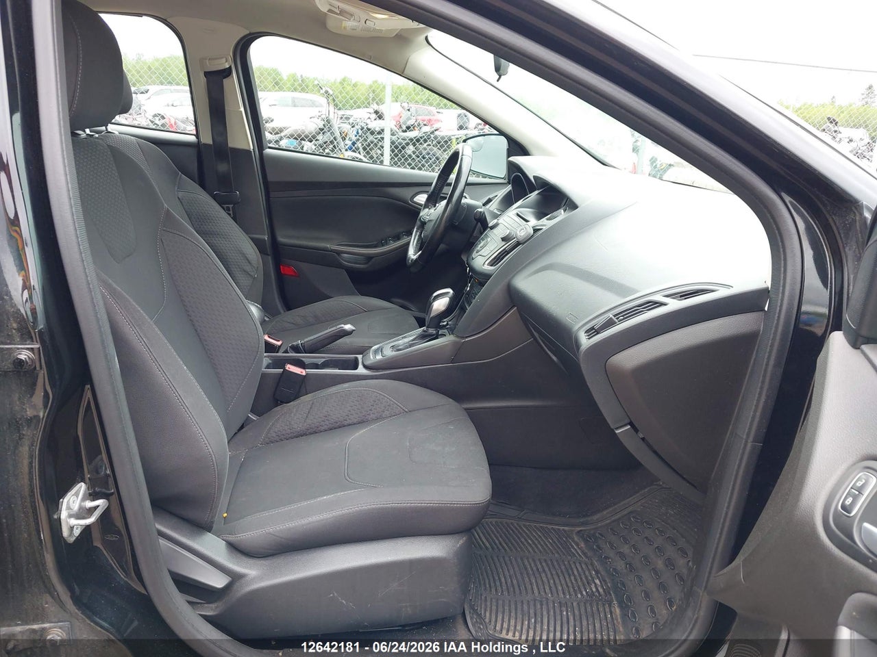 2016 FORD FOCUS SE thumbnail 6