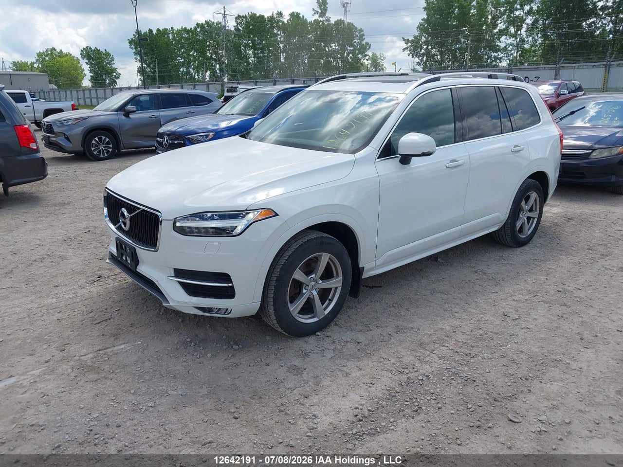 2019 VOLVO XC90 T5 thumbnail 3