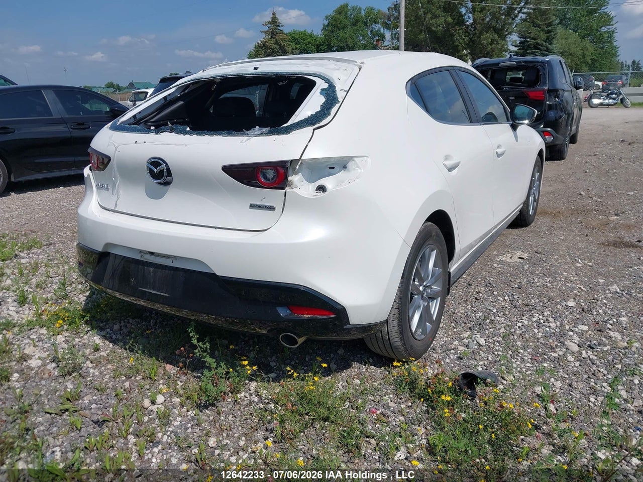 2025 MAZDA MAZDA3 thumbnail 5