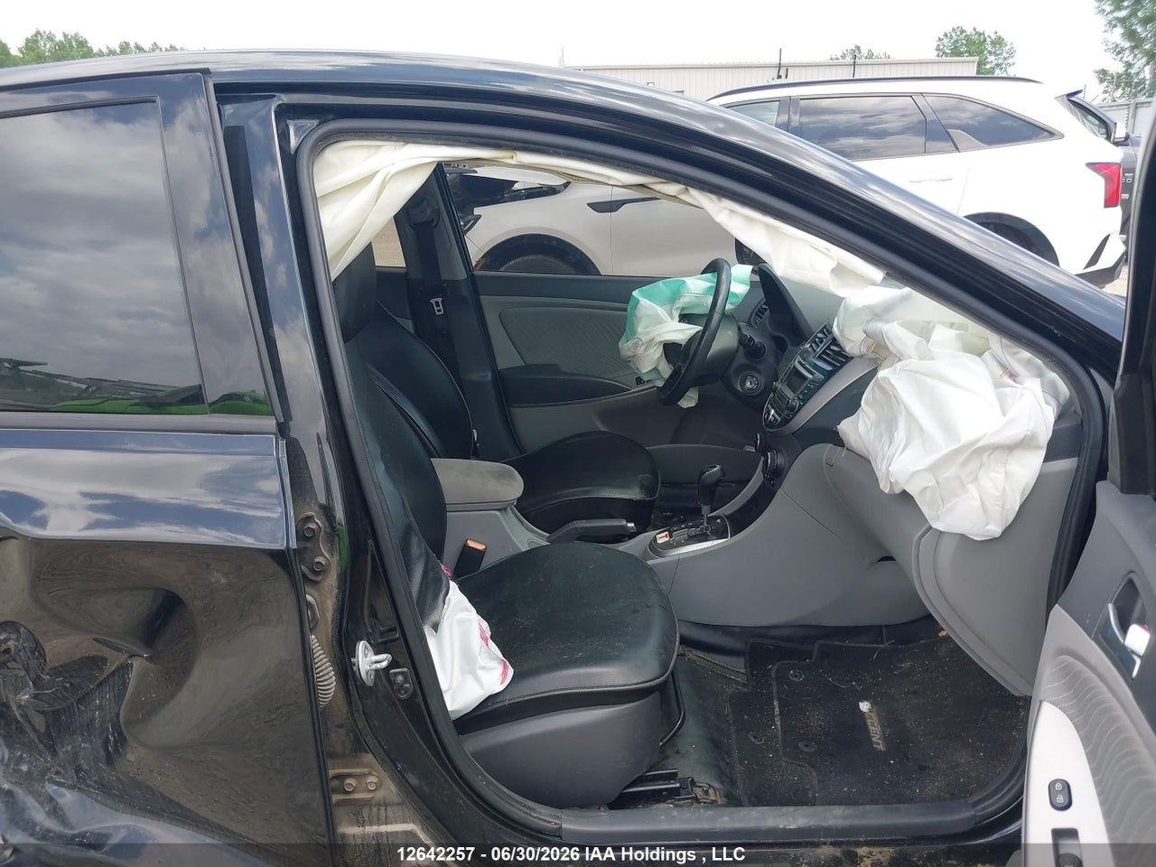 2015 HYUNDAI ACCENT GLS thumbnail 6