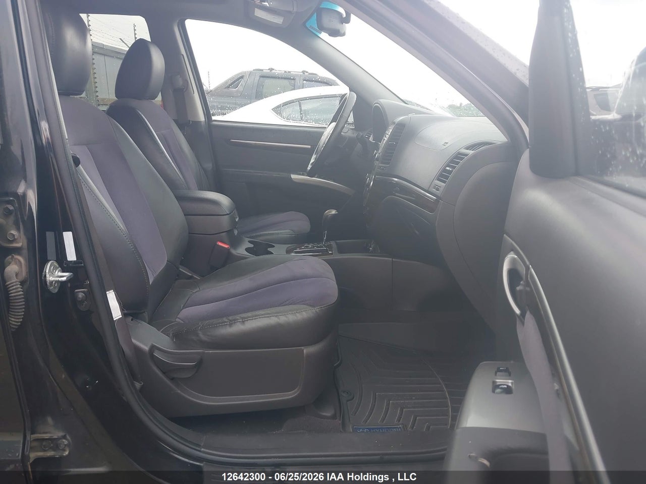 2012 HYUNDAI SANTA FE GLS thumbnail 6