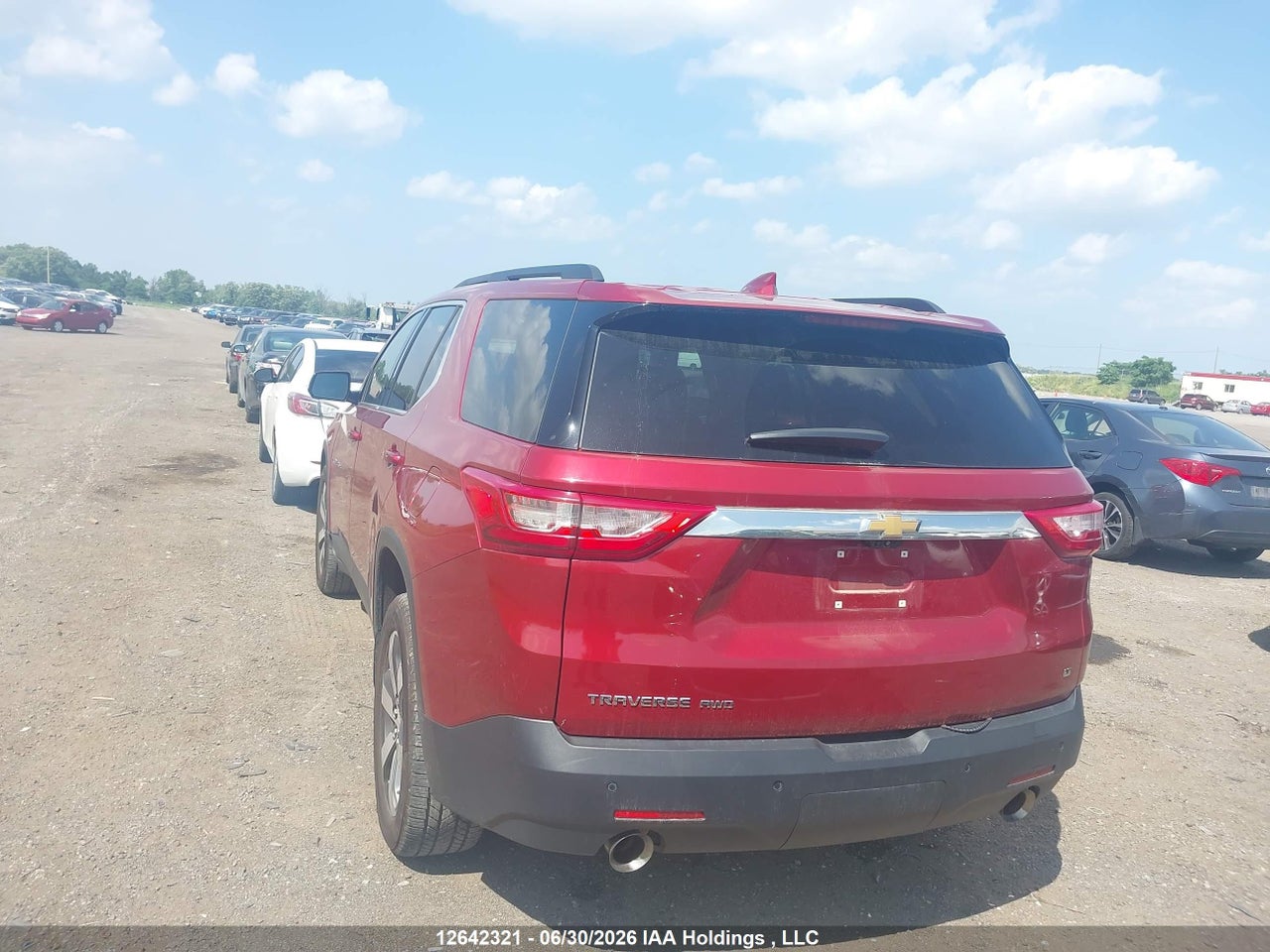 2019 CHEVROLET TRAVERSE 3LT thumbnail 4