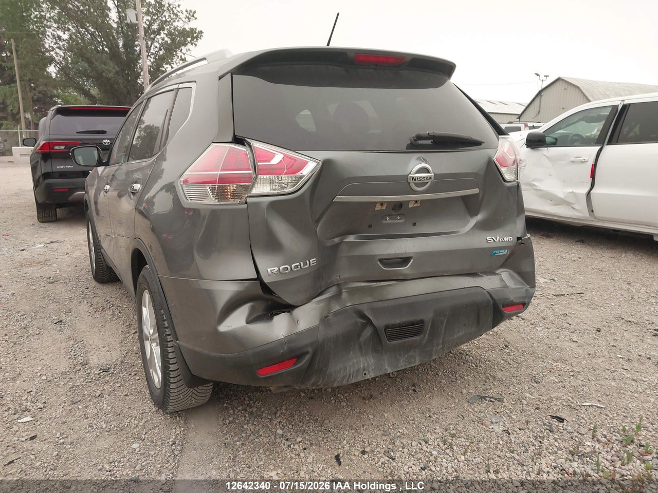 2015 NISSAN ROGUE thumbnail 4