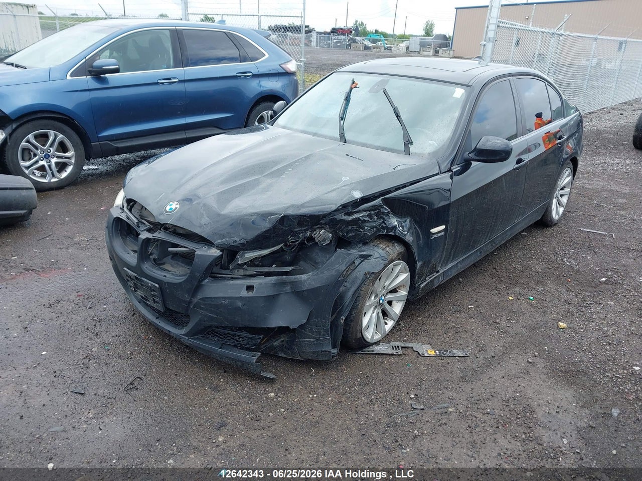 2011 BMW 328I XDRIVE thumbnail 3