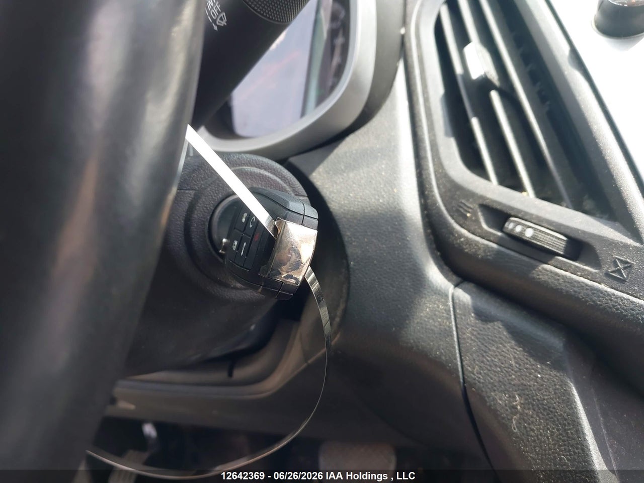 2013 CHEVROLET EQUINOX thumbnail 12