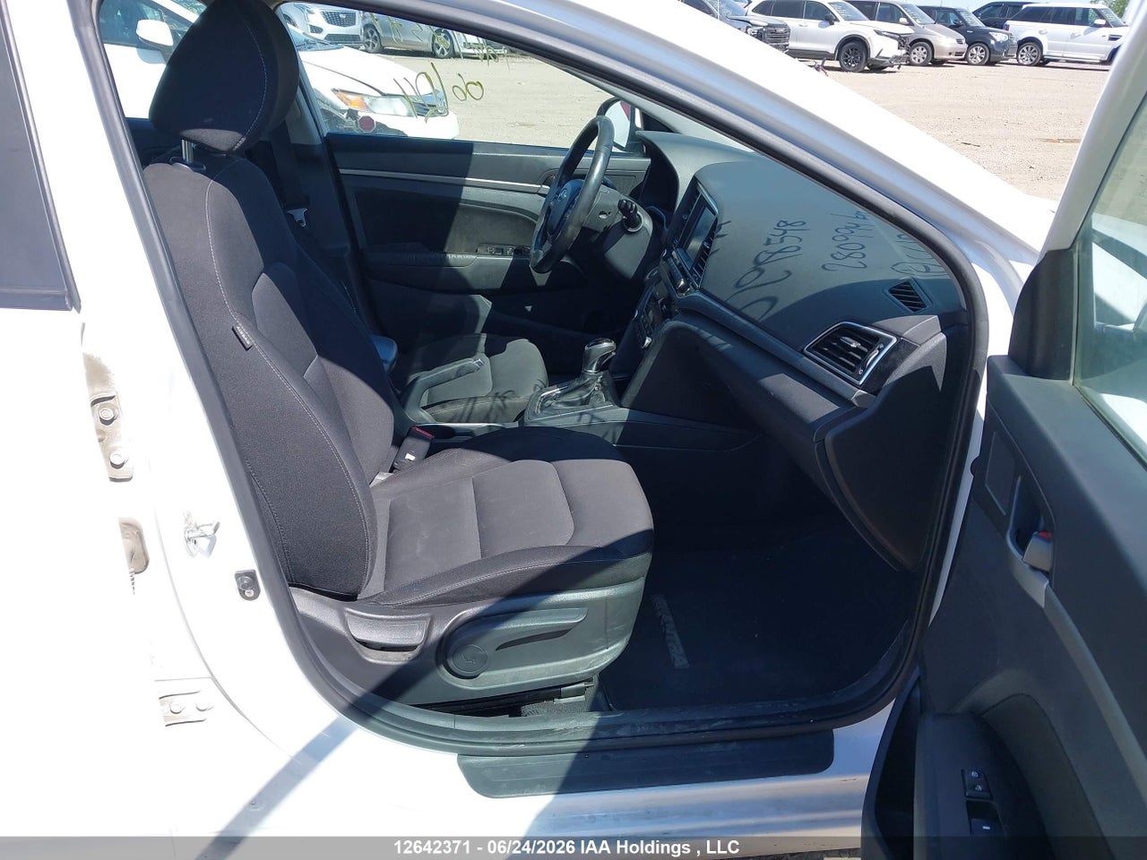 2017 HYUNDAI ELANTRA GLS thumbnail 6