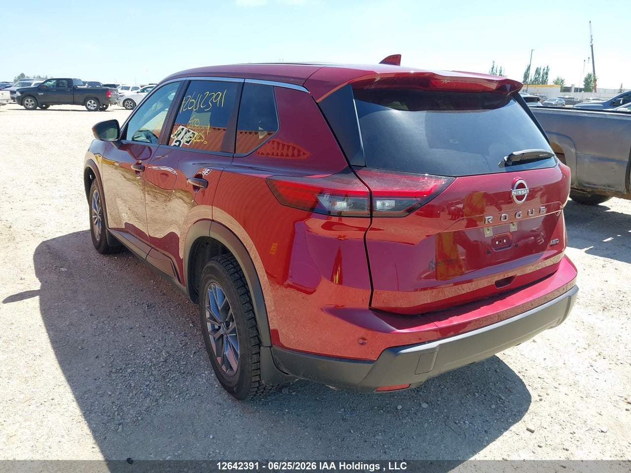 2025 NISSAN ROGUE thumbnail 4