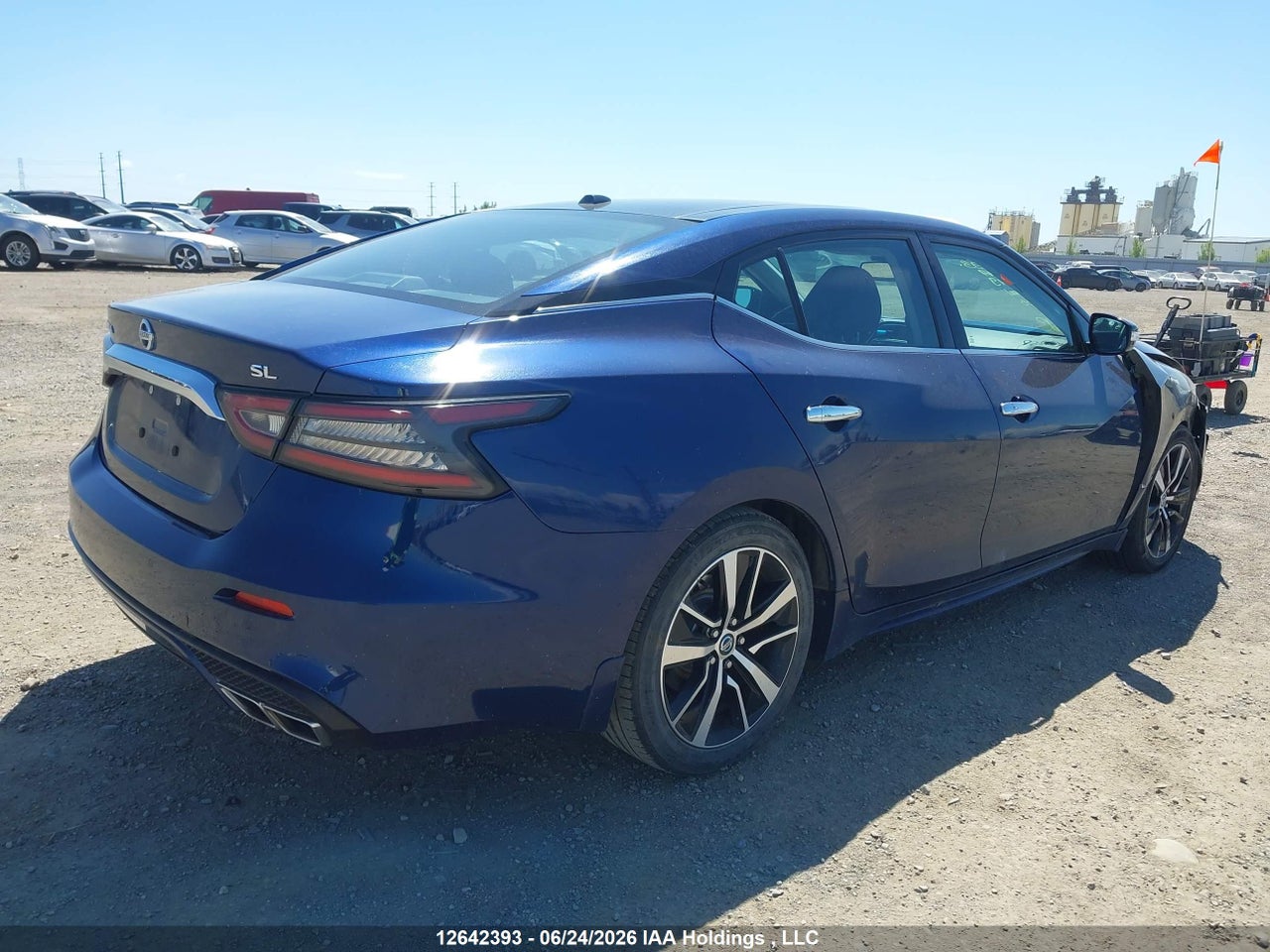 2022 NISSAN MAXIMA SL thumbnail 5