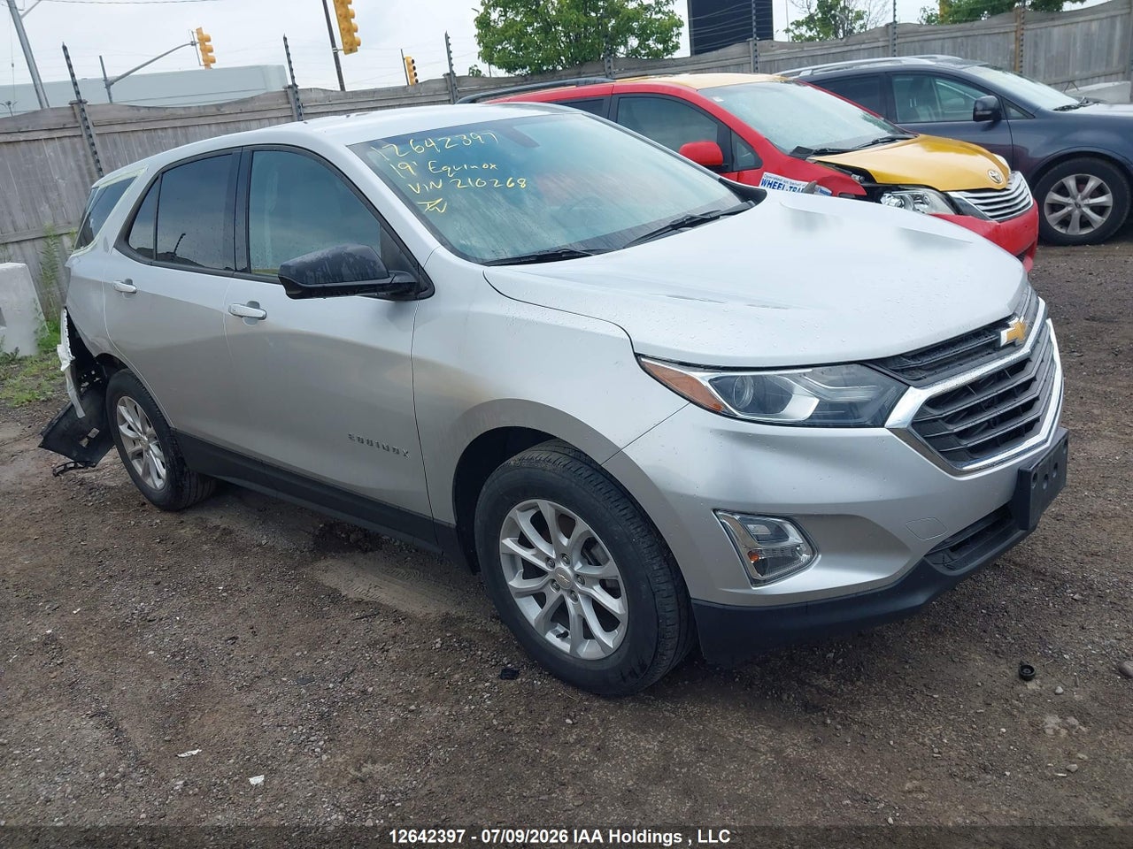 2019 CHEVROLET EQUINOX thumbnail 2
