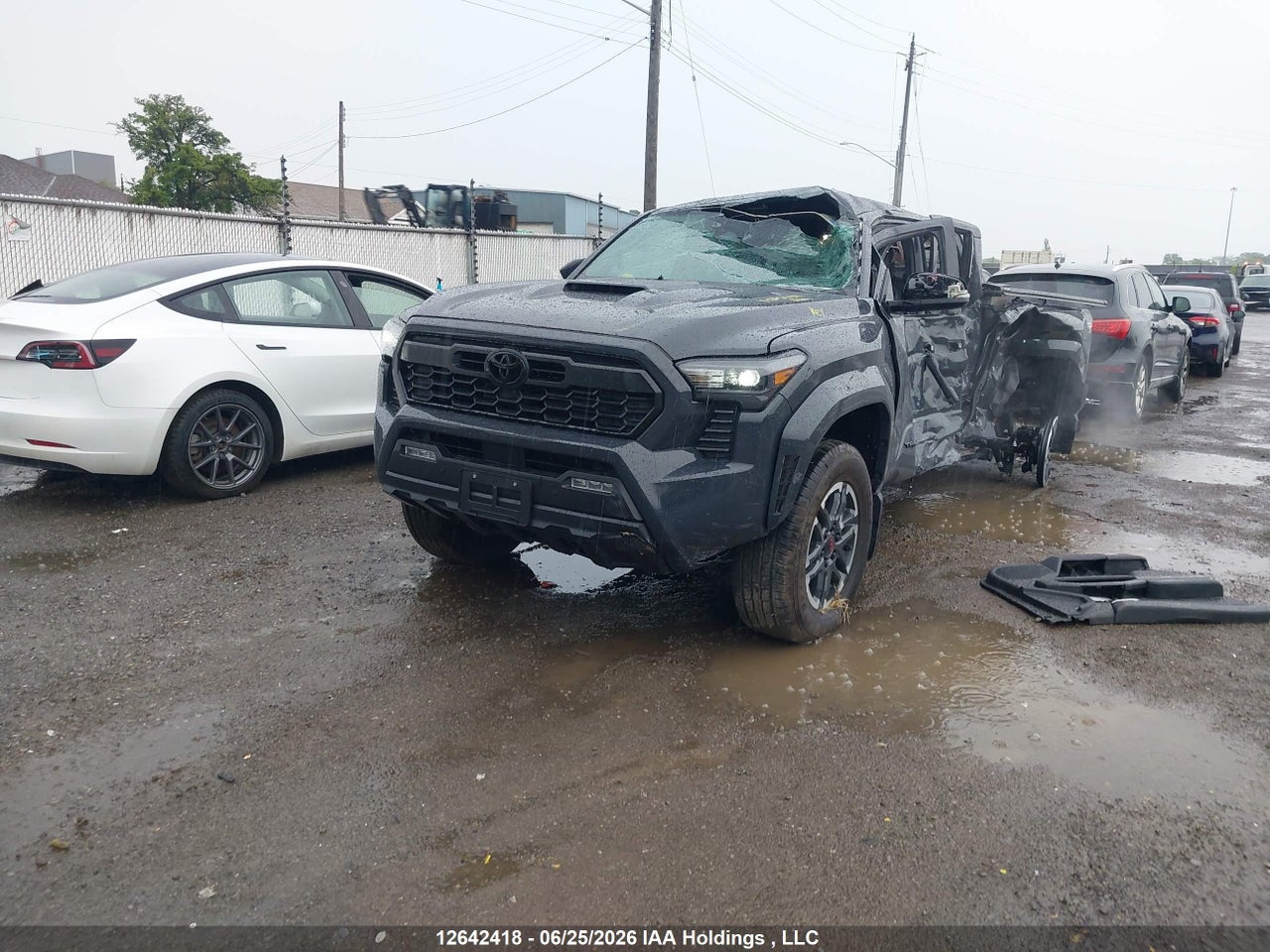 2026 TOYOTA TACOMA DOUBLE CAB/SR5/TRD SPORT/TRD OFF ROAD/LTD thumbnail 3