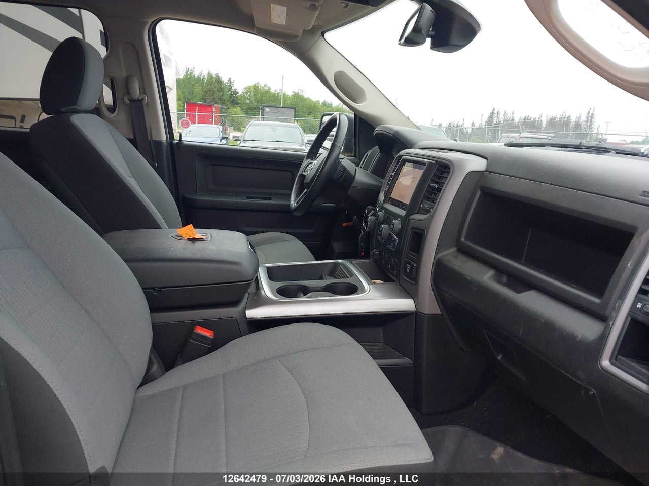 2023 RAM 1500 CLASSIC TRADESMAN thumbnail 6