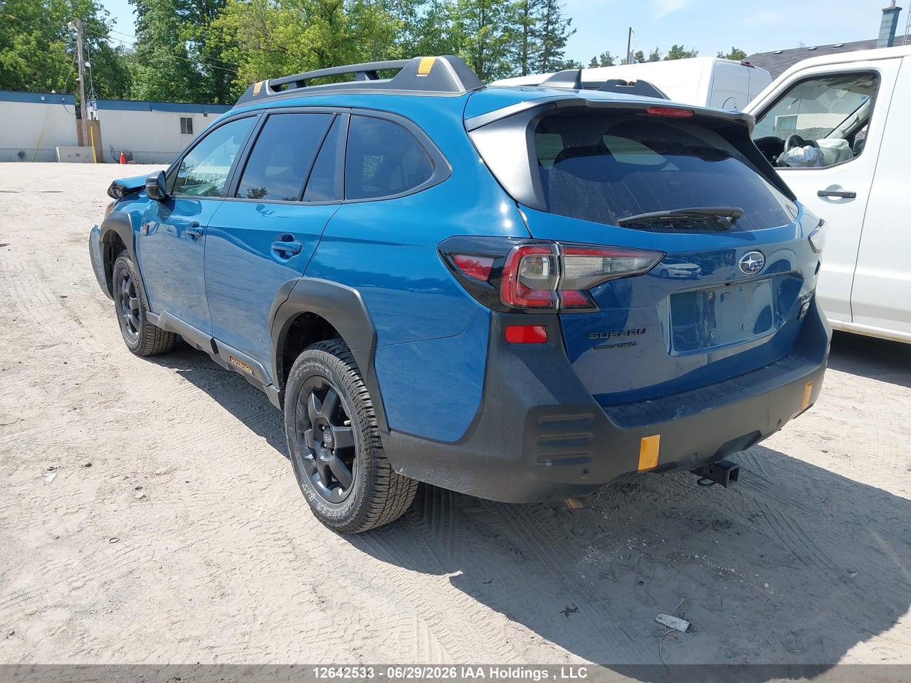 2025 SUBARU LEGACY OUTBACK thumbnail 4
