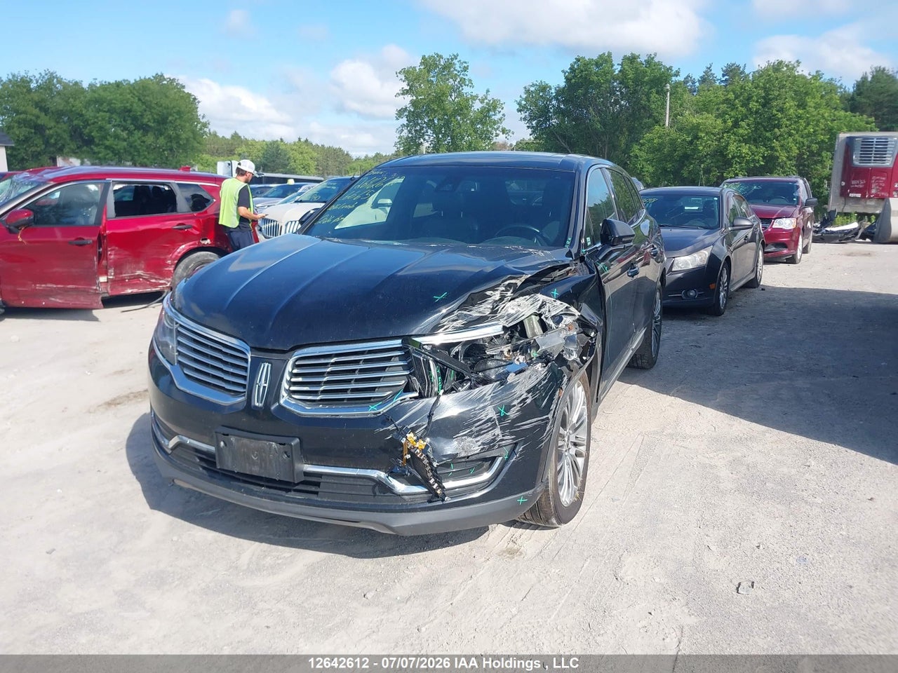 2016 LINCOLN MKX thumbnail 3