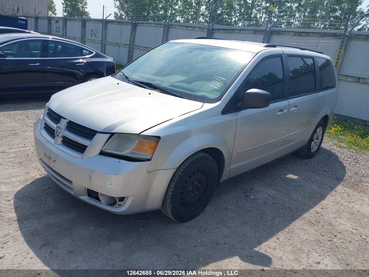 2010 DODGE GRAND CARAVAN SE thumbnail 3