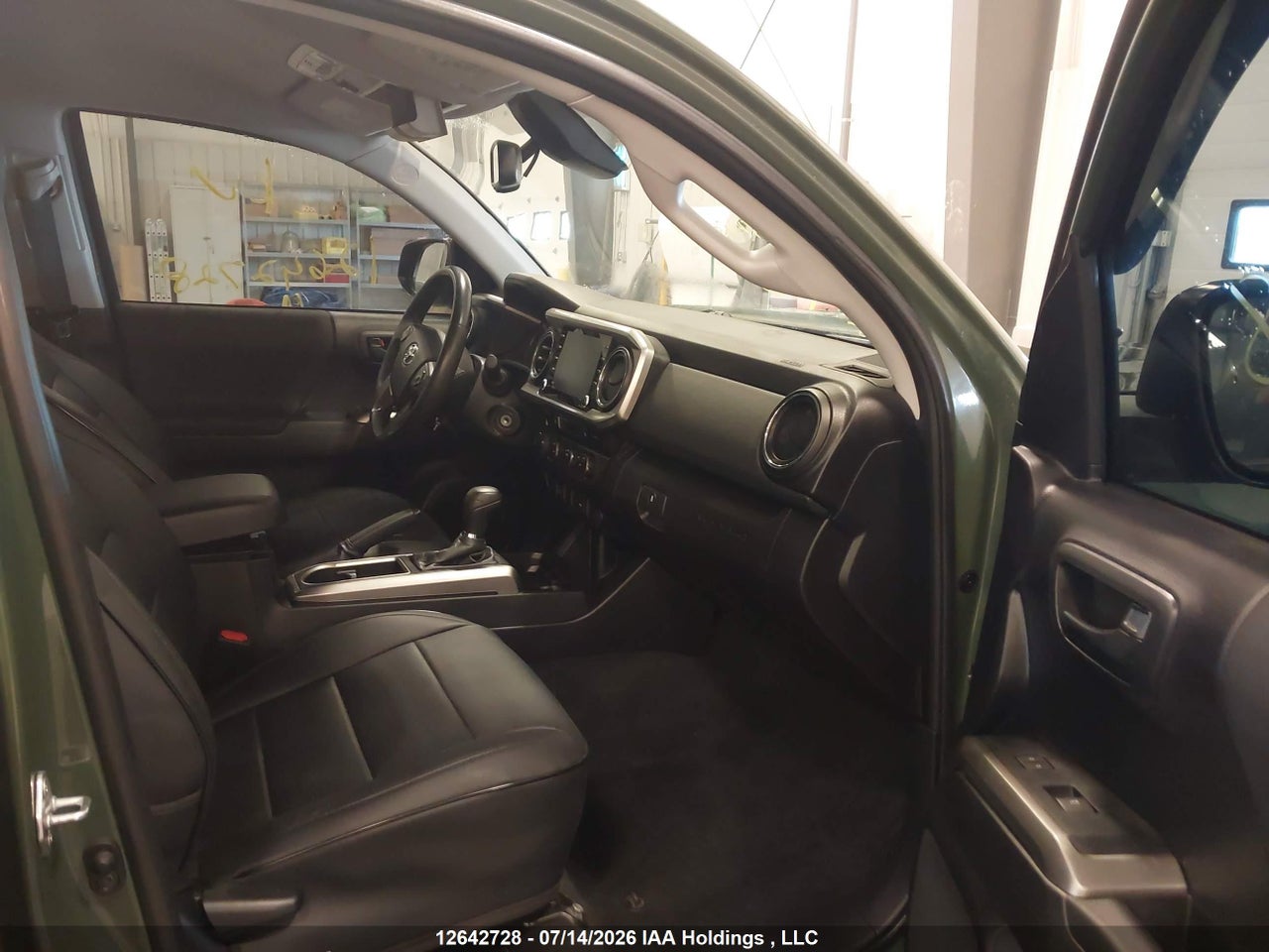 2021 TOYOTA TACOMA DOUBLE CAB/SR/SR5/TRD SPORT/TRD OFF ROAD/TRD PRO thumbnail 6
