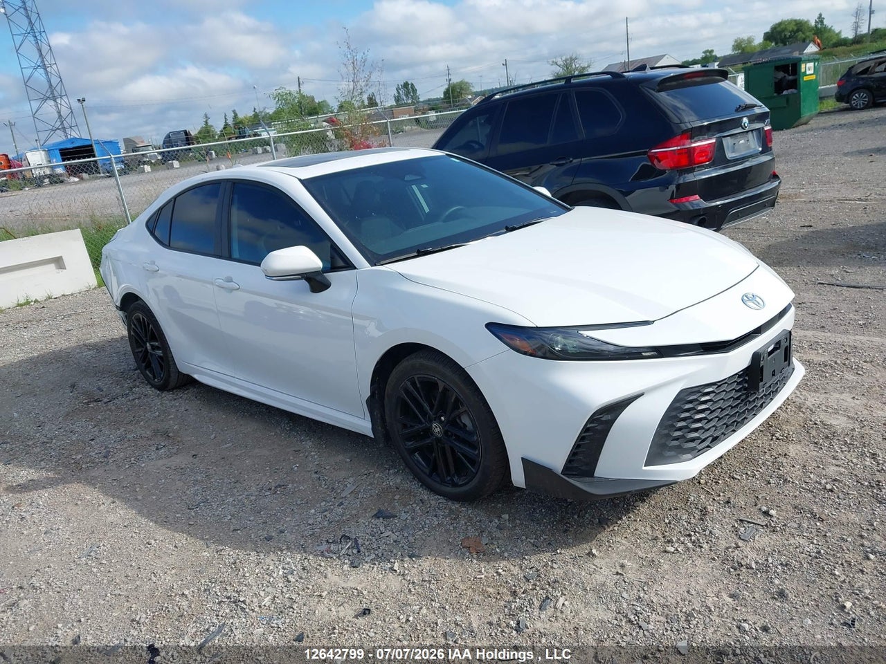 2025 TOYOTA CAMRY thumbnail 2