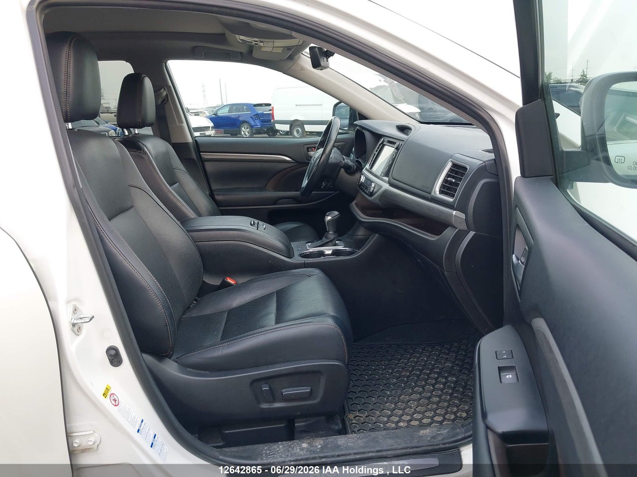 2017 TOYOTA HIGHLANDER LIMITED thumbnail 6