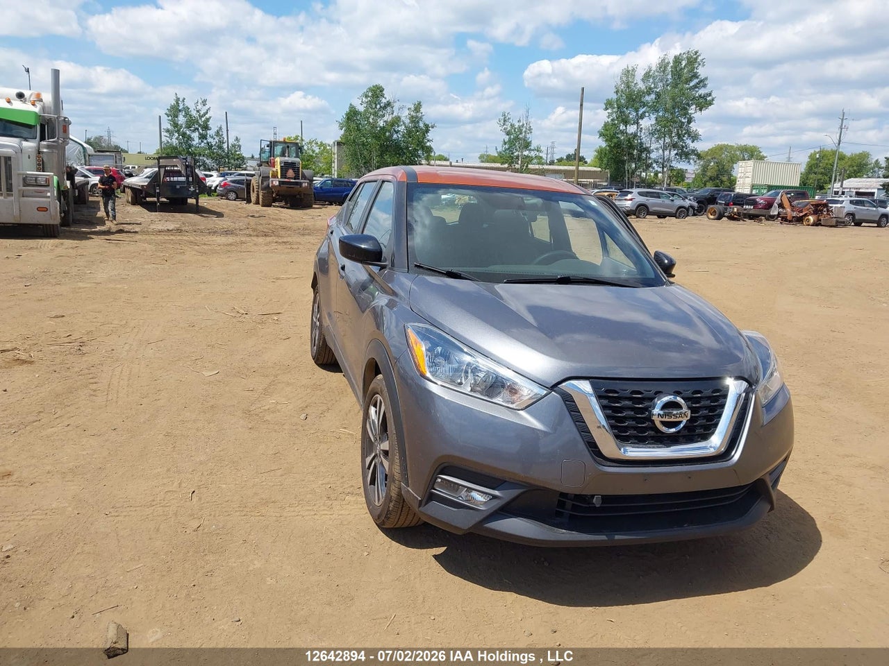 2019 NISSAN KICKS thumbnail 2