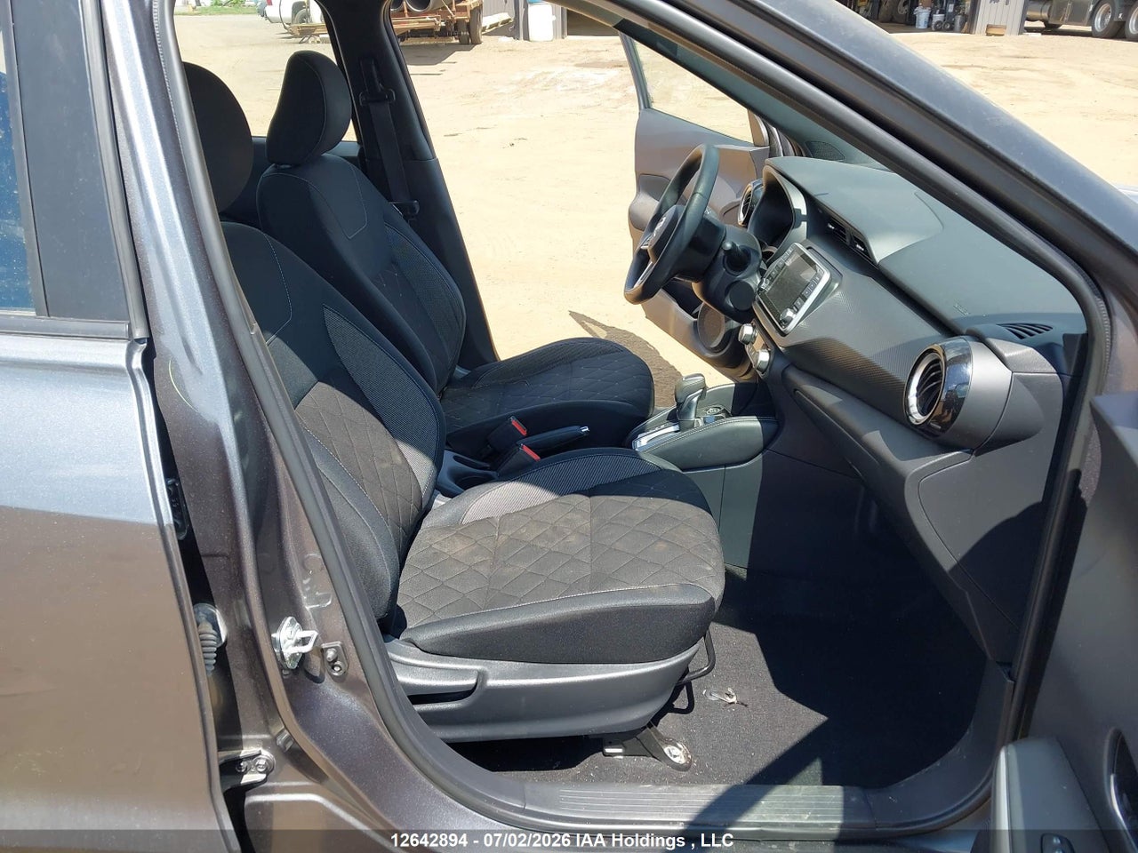 2019 NISSAN KICKS thumbnail 6