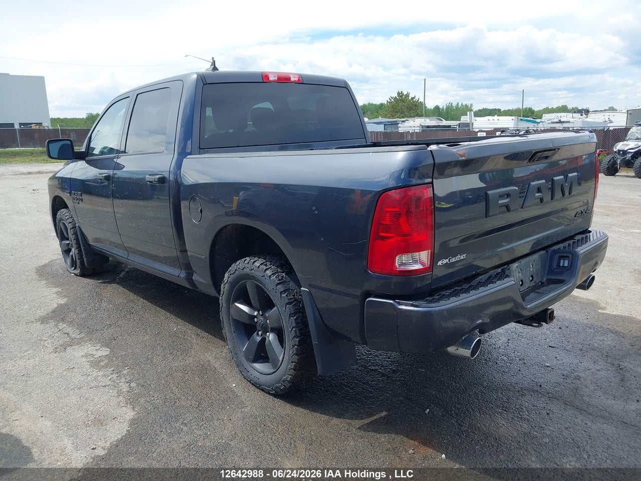 2019 RAM 1500 CLASSIC TRADESMAN thumbnail 4