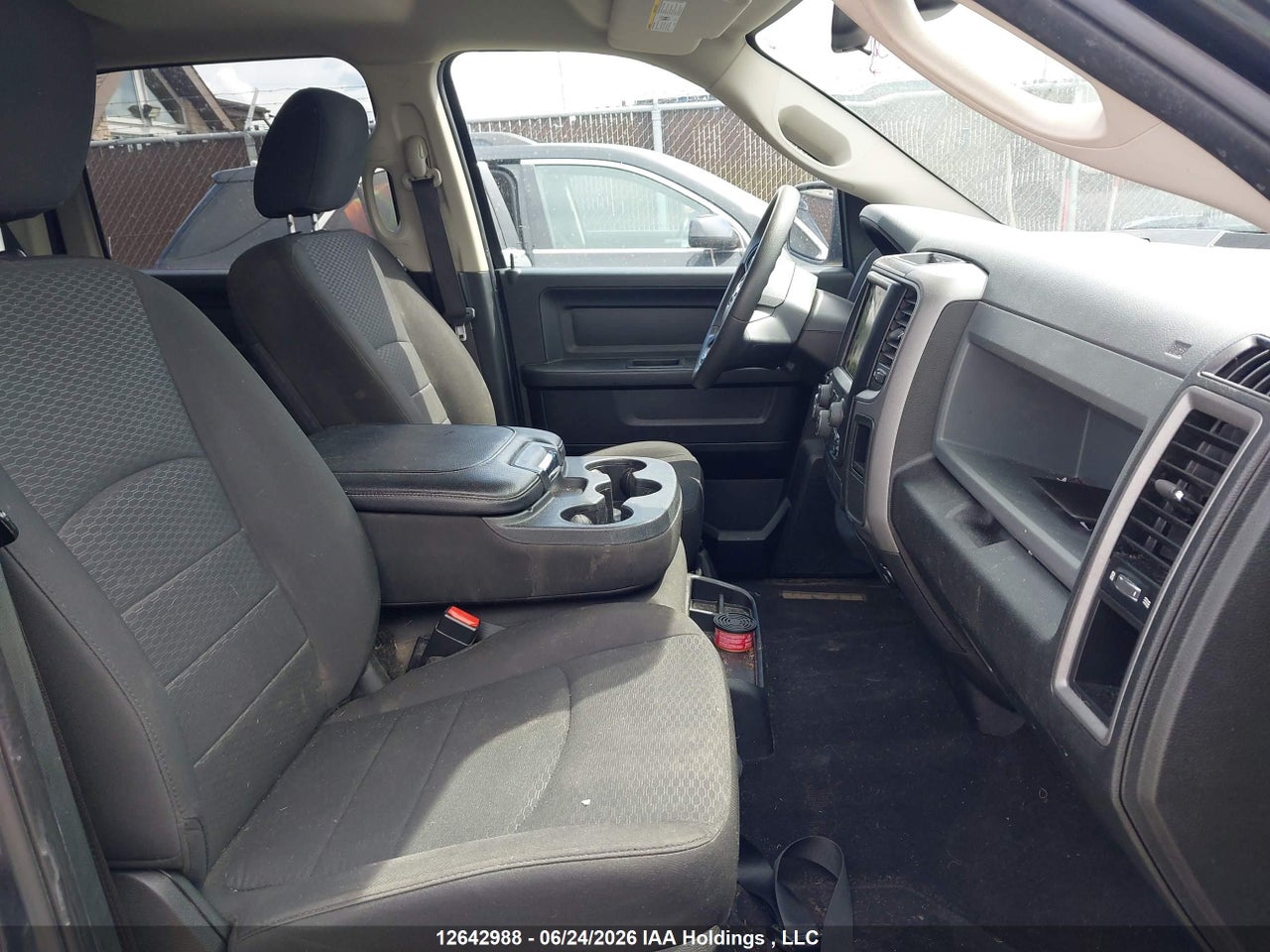 2019 RAM 1500 CLASSIC TRADESMAN thumbnail 6