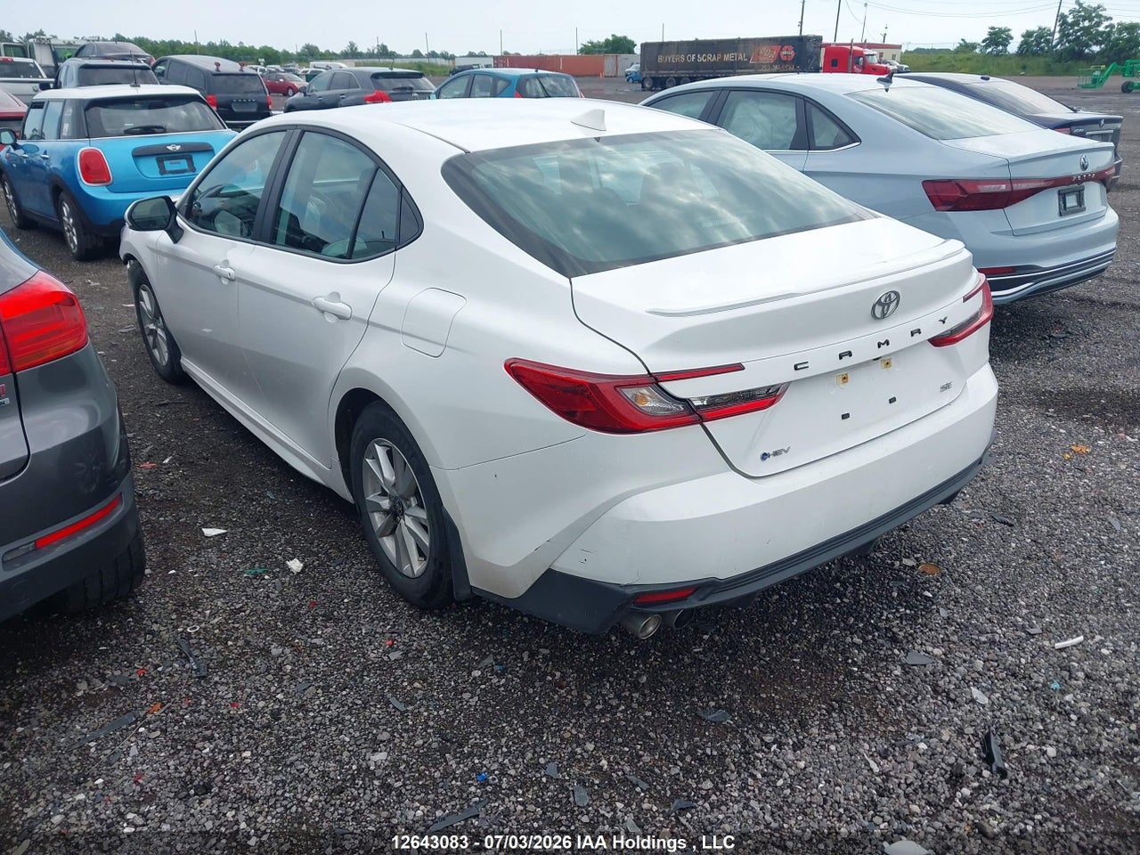 2026 TOYOTA CAMRY thumbnail 4
