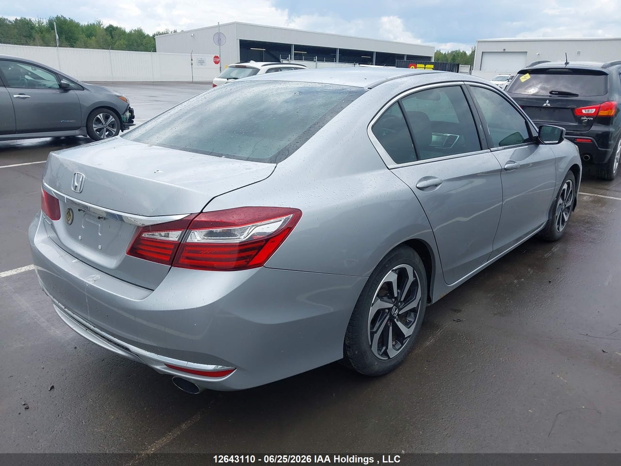 2017 HONDA ACCORD LX thumbnail 5