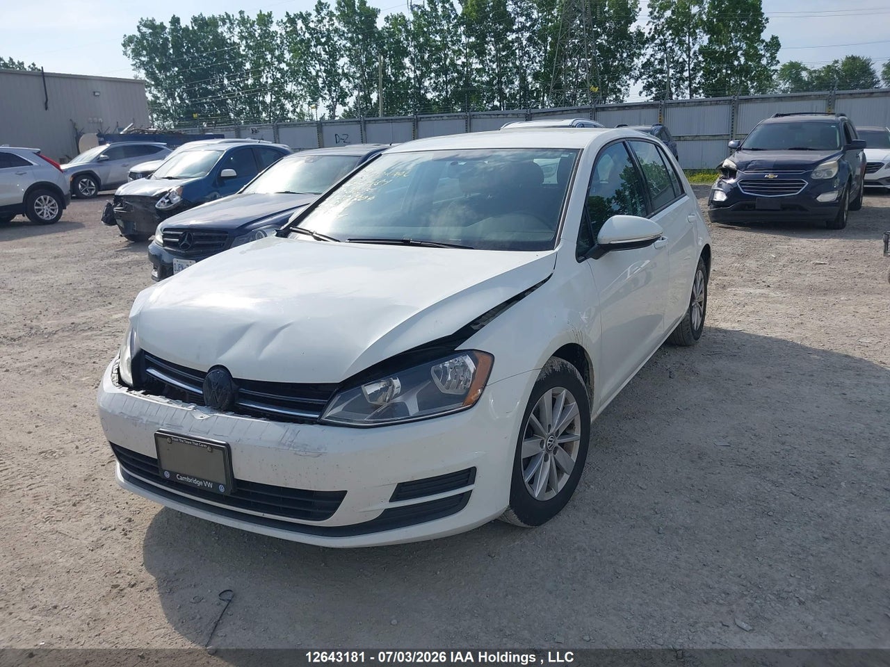 2017 VOLKSWAGEN GOLF 1.8 TSI COMFORTLINE/1.8 TSI HIGHLINE/1.8 TSI TRENDLINE thumbnail 3