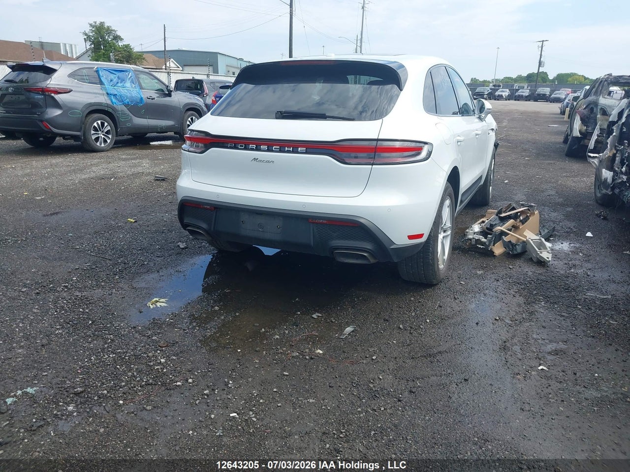 2022 PORSCHE MACAN thumbnail 5