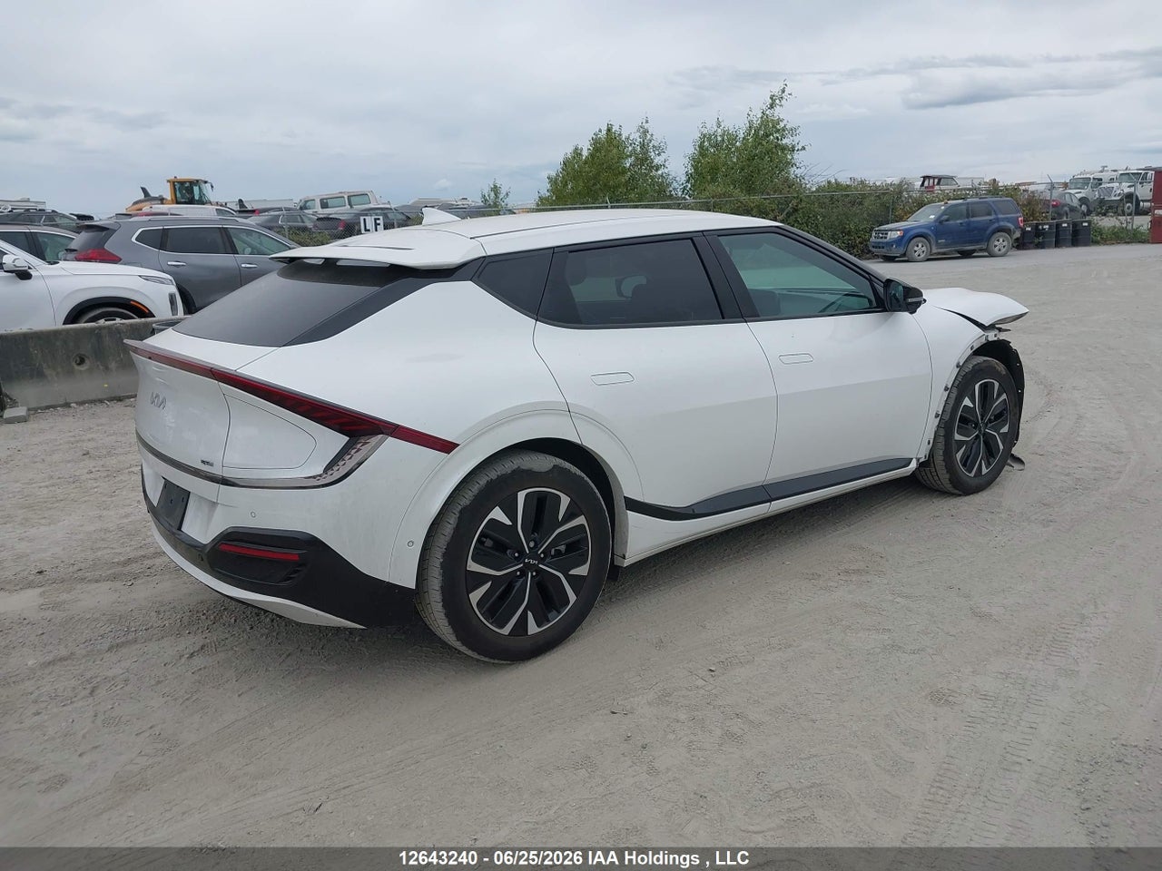 2022 KIA EV6 GT LINE thumbnail 5