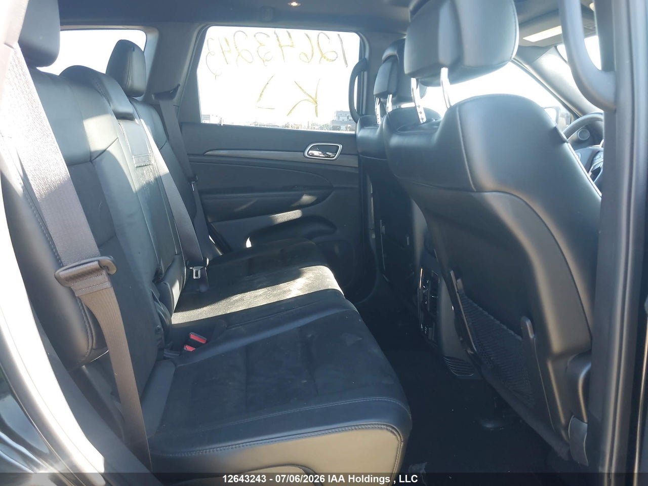 2019 JEEP GRAND CHEROKEE LAREDO thumbnail 9