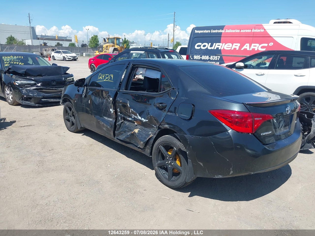 2018 TOYOTA COROLLA SE thumbnail 4