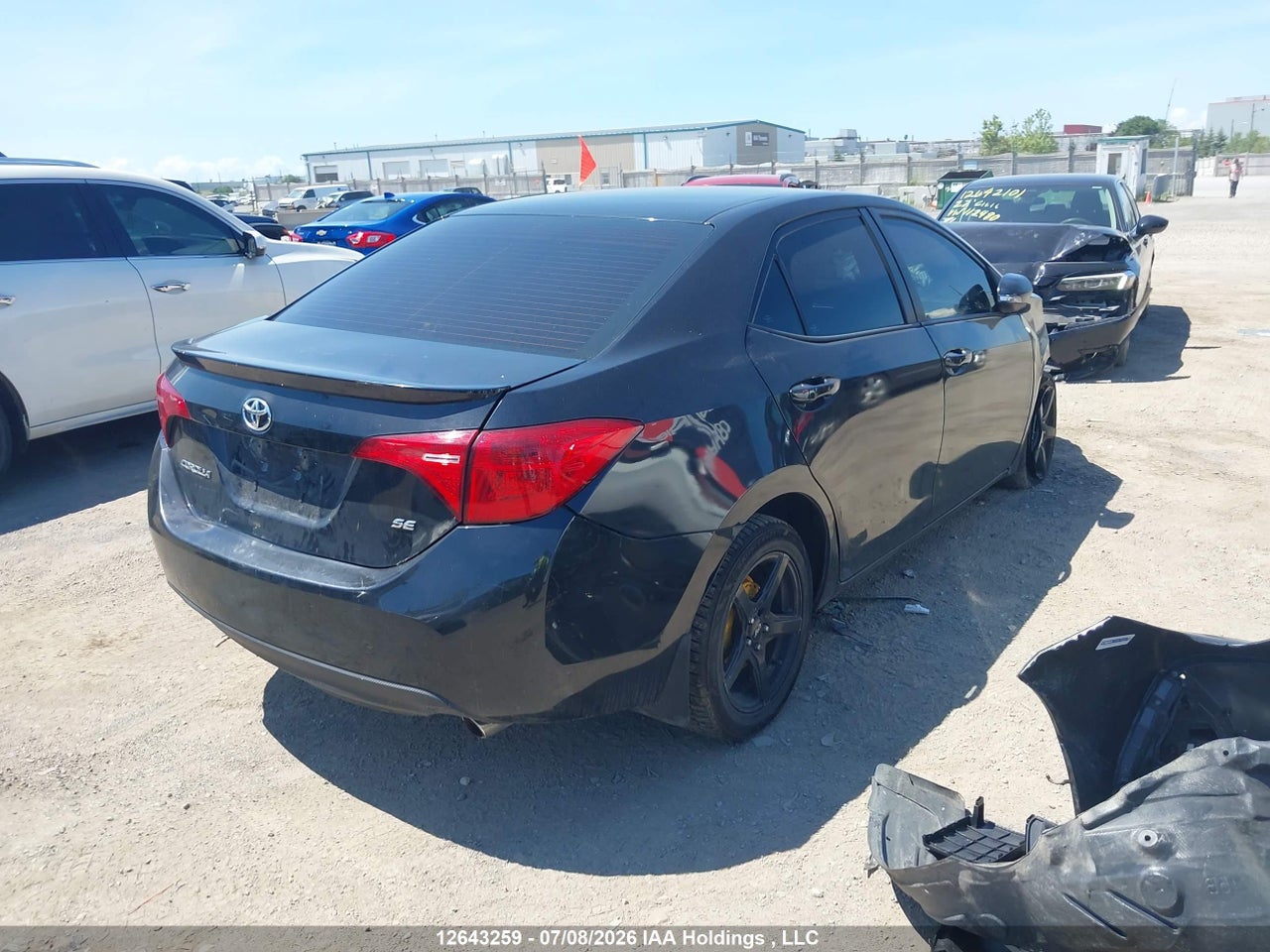 2018 TOYOTA COROLLA SE thumbnail 5
