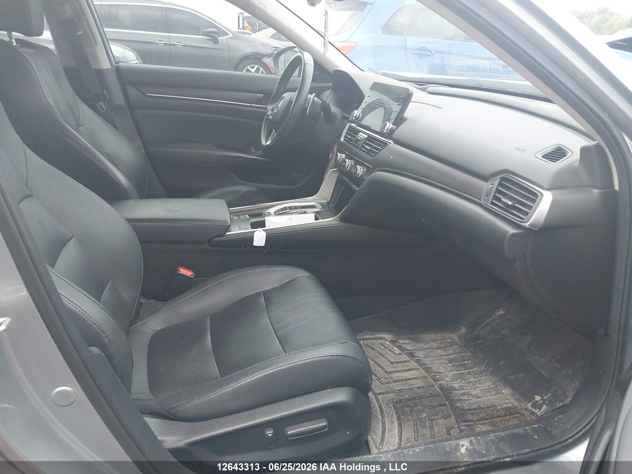 2018 HONDA ACCORD TOURING 2.0T thumbnail 6