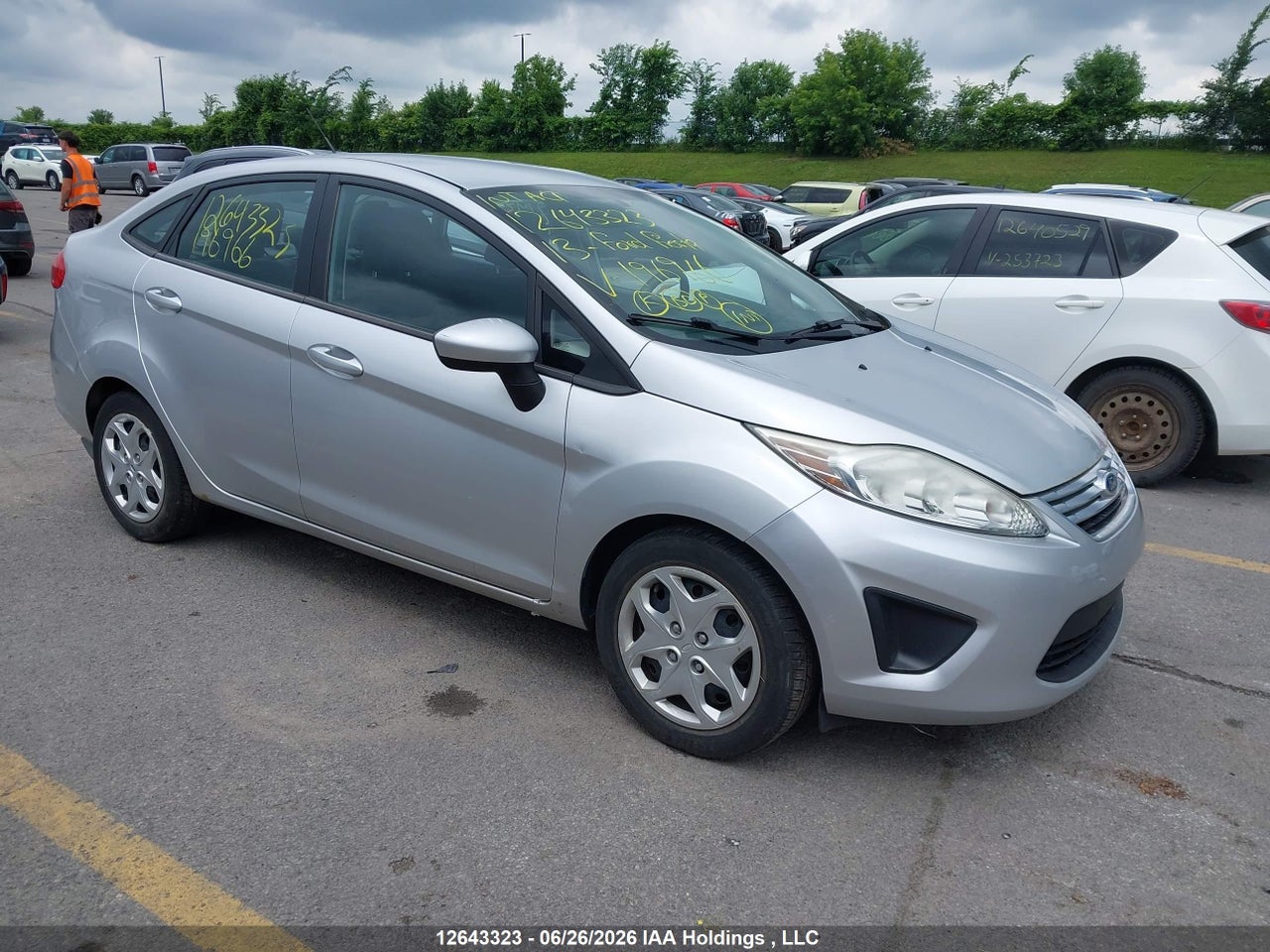 2013 FORD FIESTA SE thumbnail 2