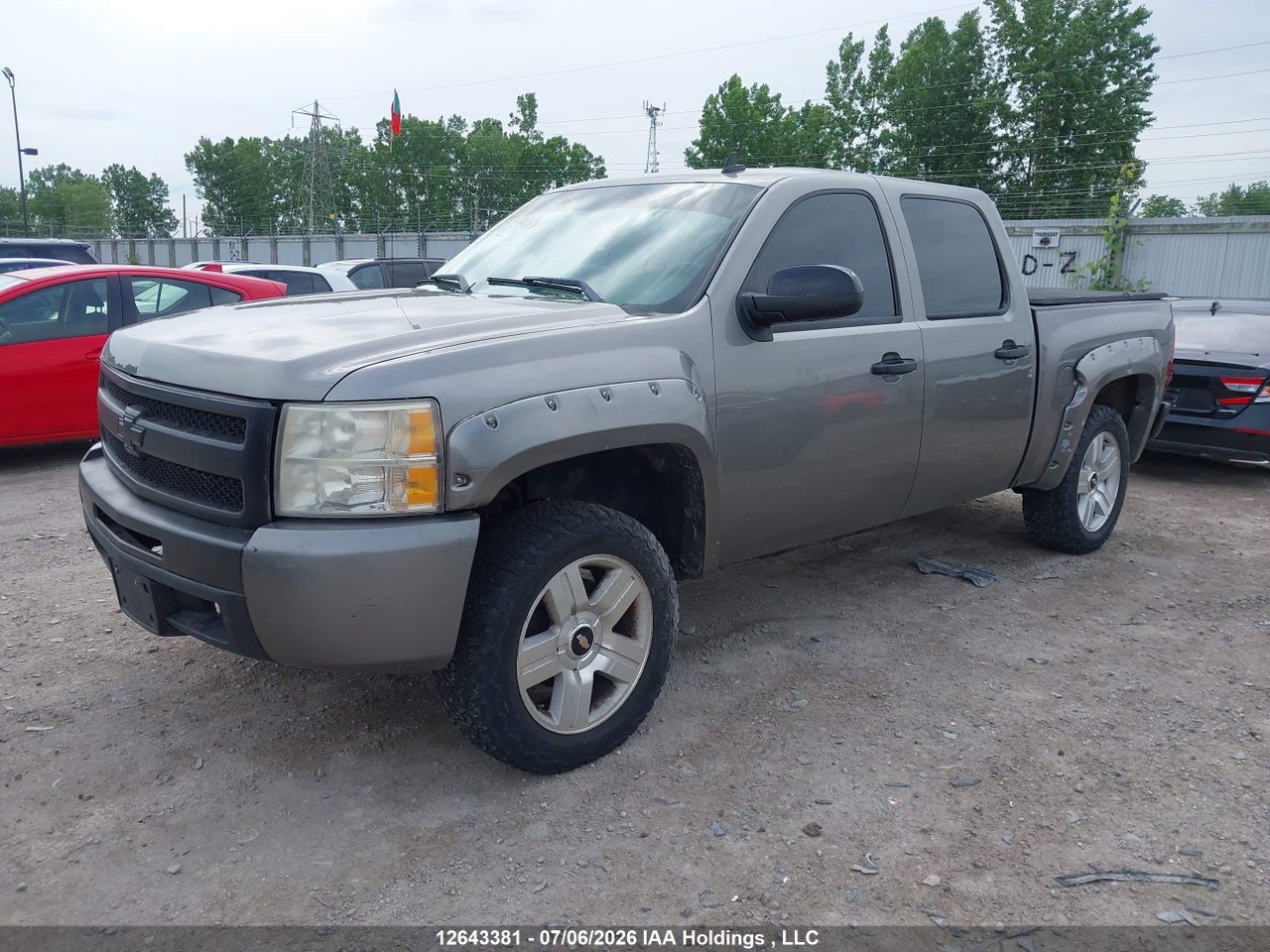 2009 CHEVROLET SILVERADO K1500 thumbnail 3