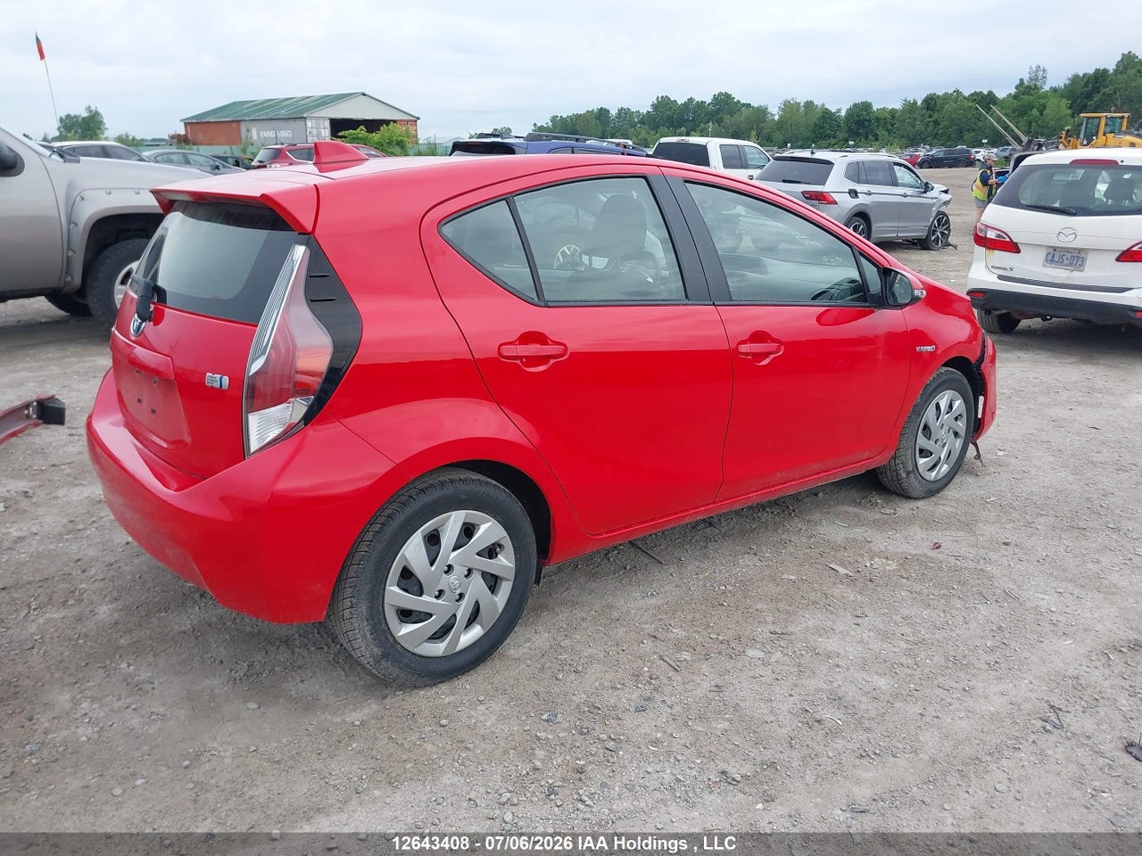 2015 TOYOTA Prius c thumbnail 5