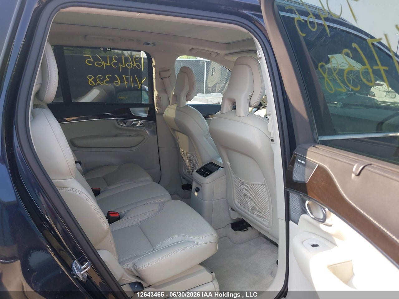 2017 VOLVO XC90 HYBRID T8 PHEV INSCRIPTION thumbnail 9