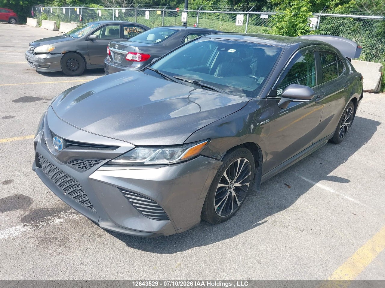 2018 TOYOTA CAMRY thumbnail 3