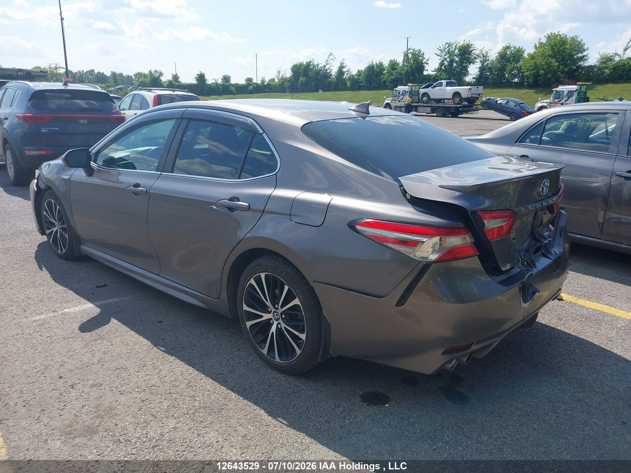 2018 TOYOTA CAMRY thumbnail 4