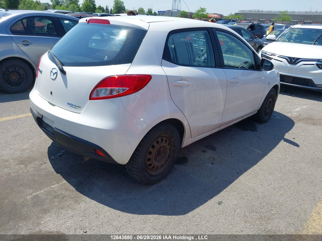 2012 MAZDA MAZDA2 thumbnail 5