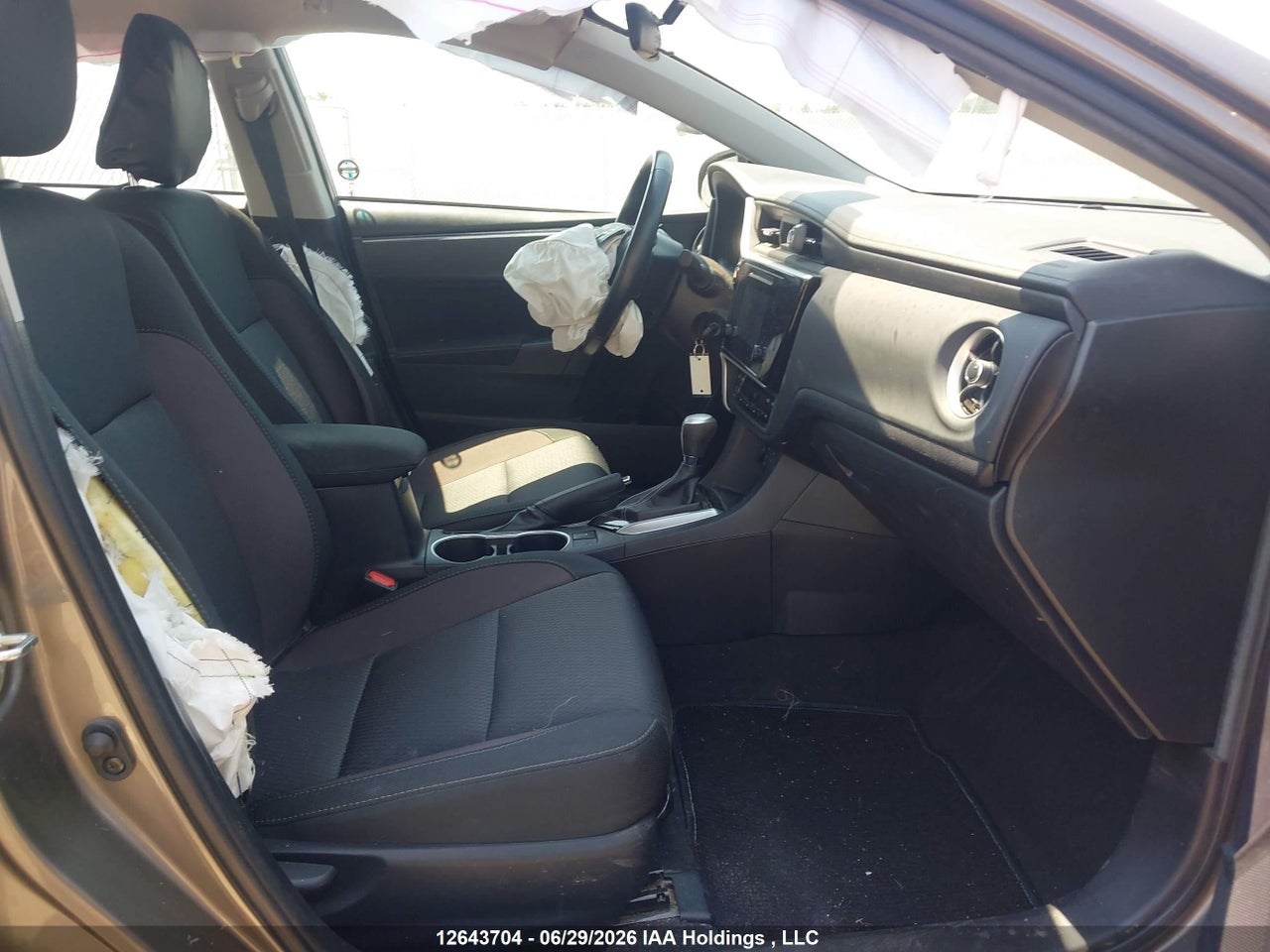 2019 TOYOTA COROLLA LE thumbnail 6