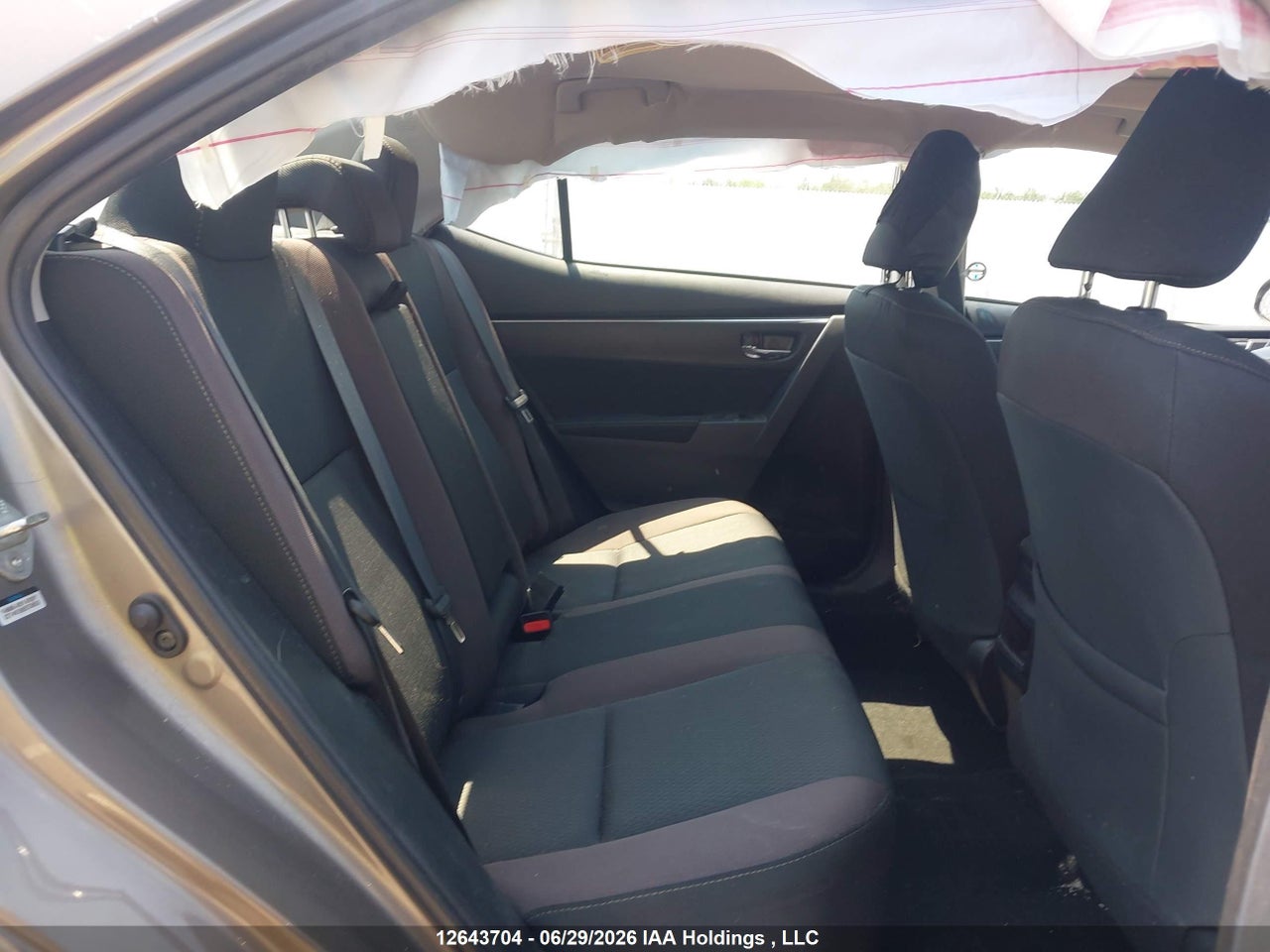 2019 TOYOTA COROLLA LE thumbnail 9