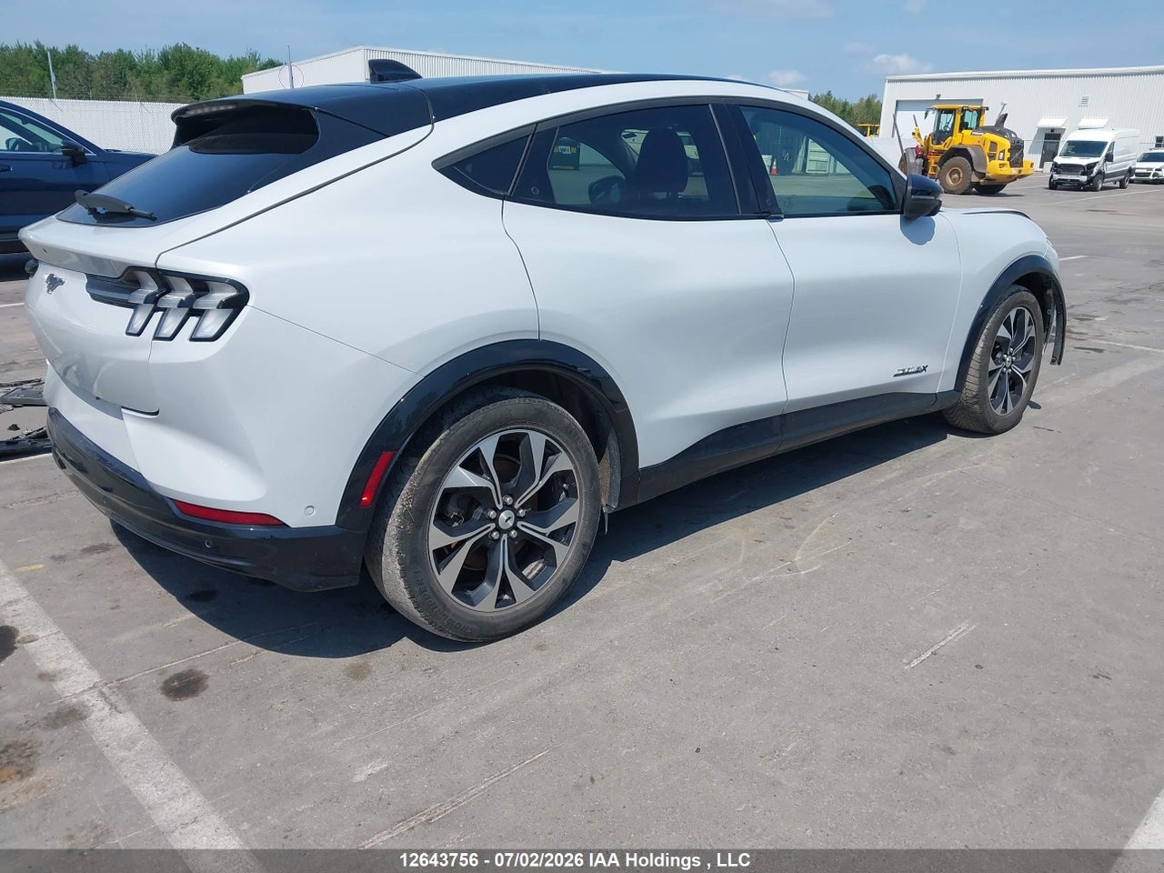 2023 FORD MUSTANG MACH-E PREMIUM thumbnail 5