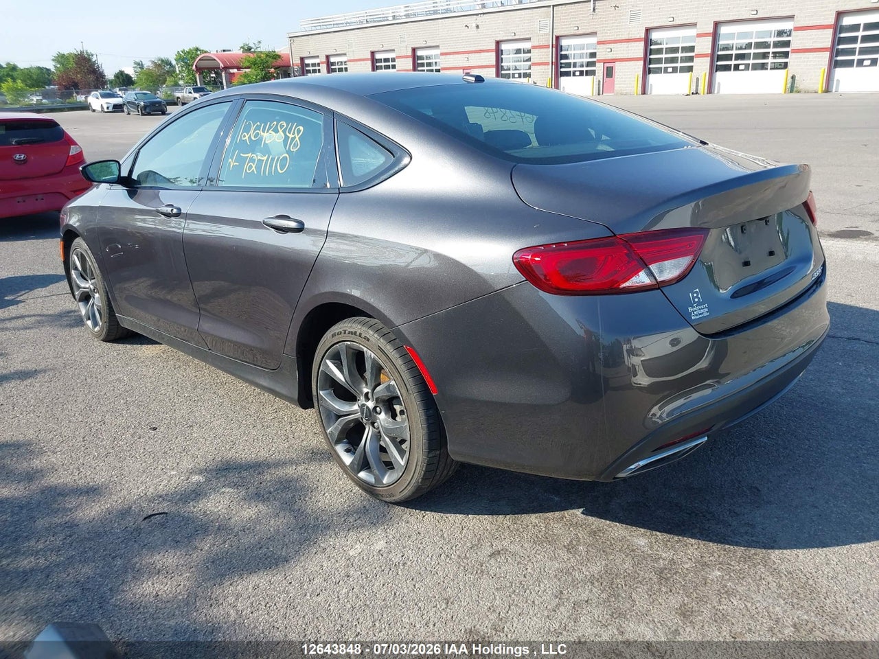 2015 CHRYSLER 200 S thumbnail 4