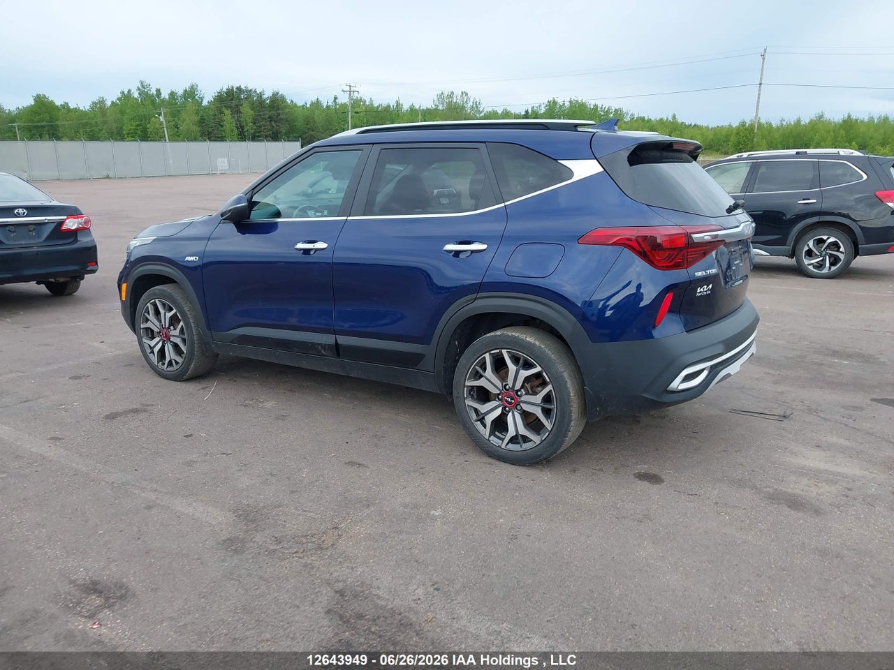 2022 KIA SELTOS SX TURBO W/BLACK INTERIOR/SX TURBO W/BURGUNDY INTERIOR thumbnail 4