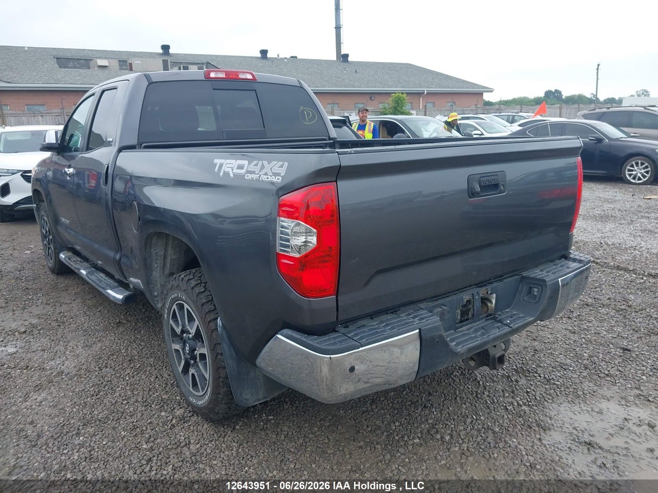 2015 TOYOTA TUNDRA SR 5.7L V8 thumbnail 4