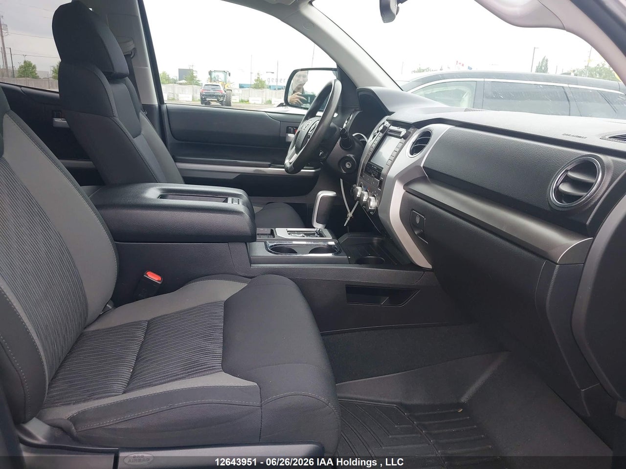 2015 TOYOTA TUNDRA SR 5.7L V8 thumbnail 6